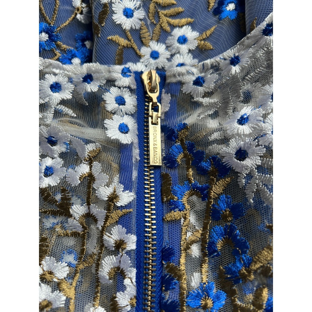 Bronx & Banco Dress Floral Embroidered Mesh Womens M 6 Blue White Fit Flare RARE - Picture 7 of 11